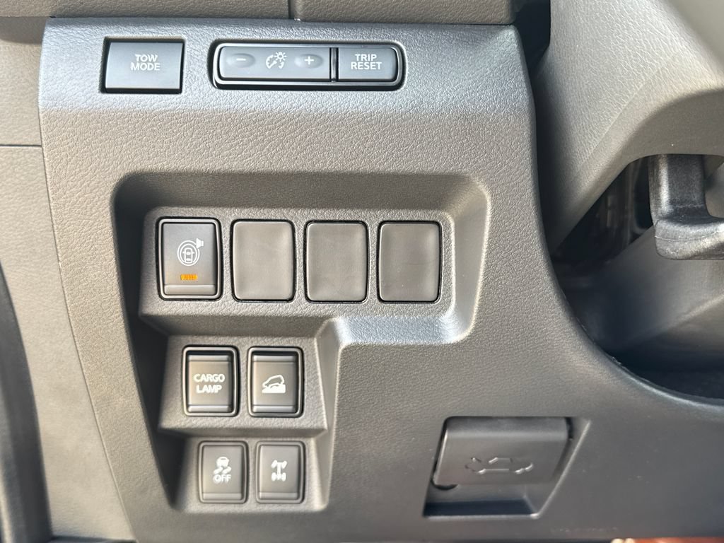 Used 2025 Nissan Frontier PRO-4X w/ Interior Protection Package AWD/4WD image 28