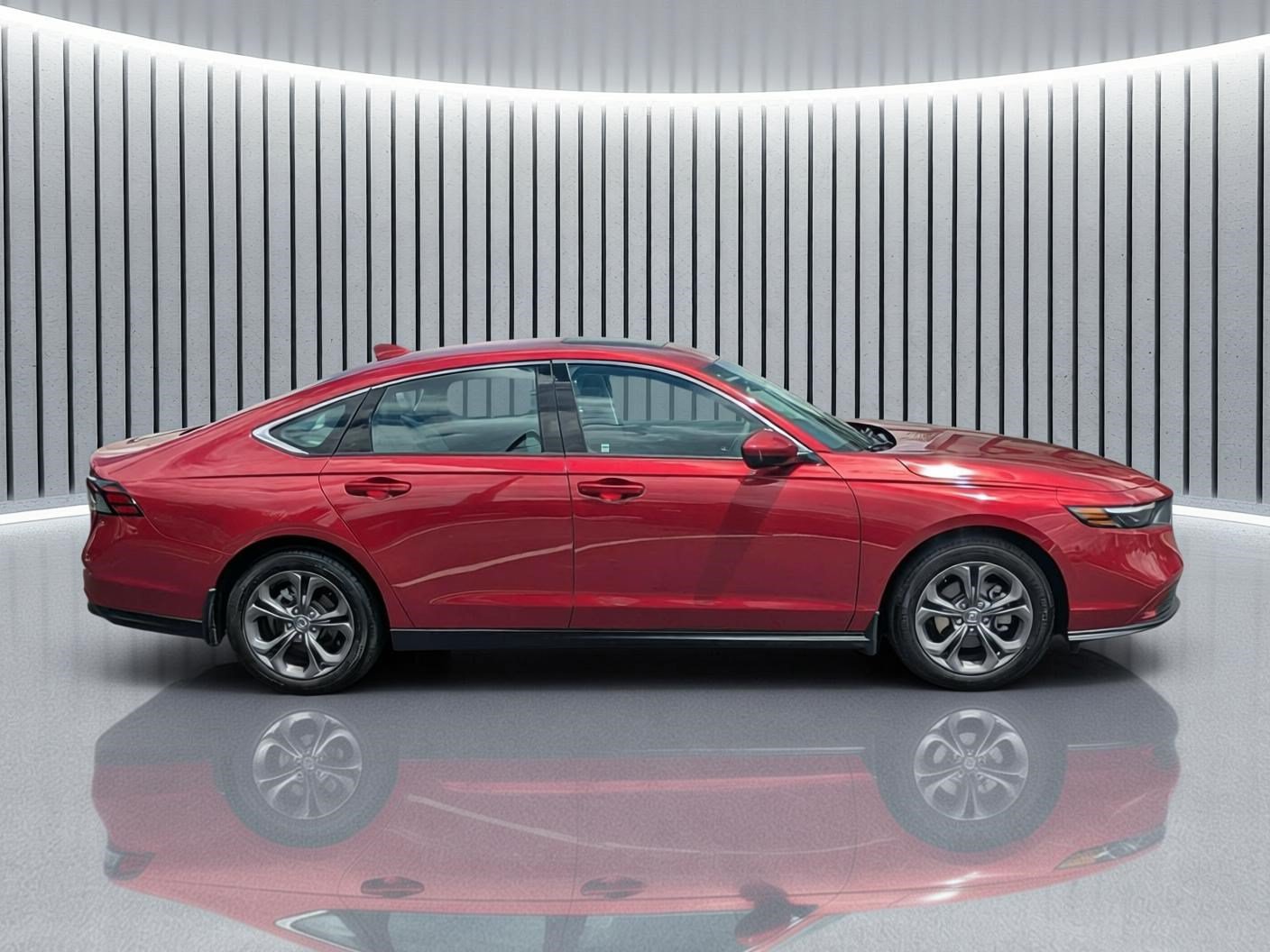 Certified 2024 Honda Accord EX image 3