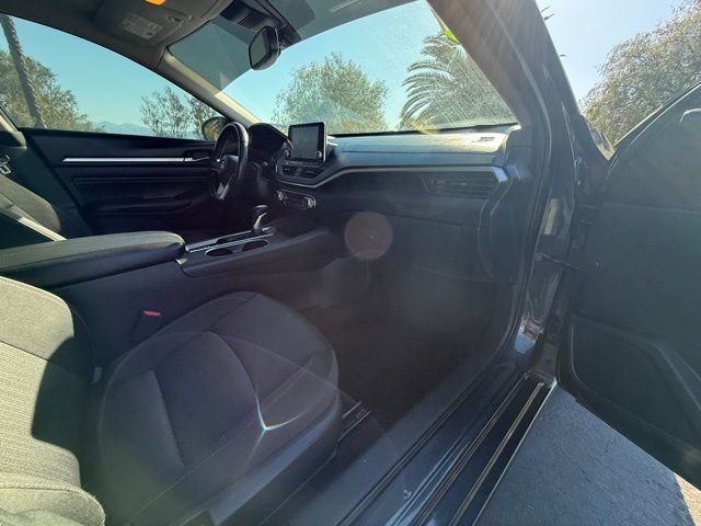 Used 2019 Nissan Altima 2.5 SV image 11