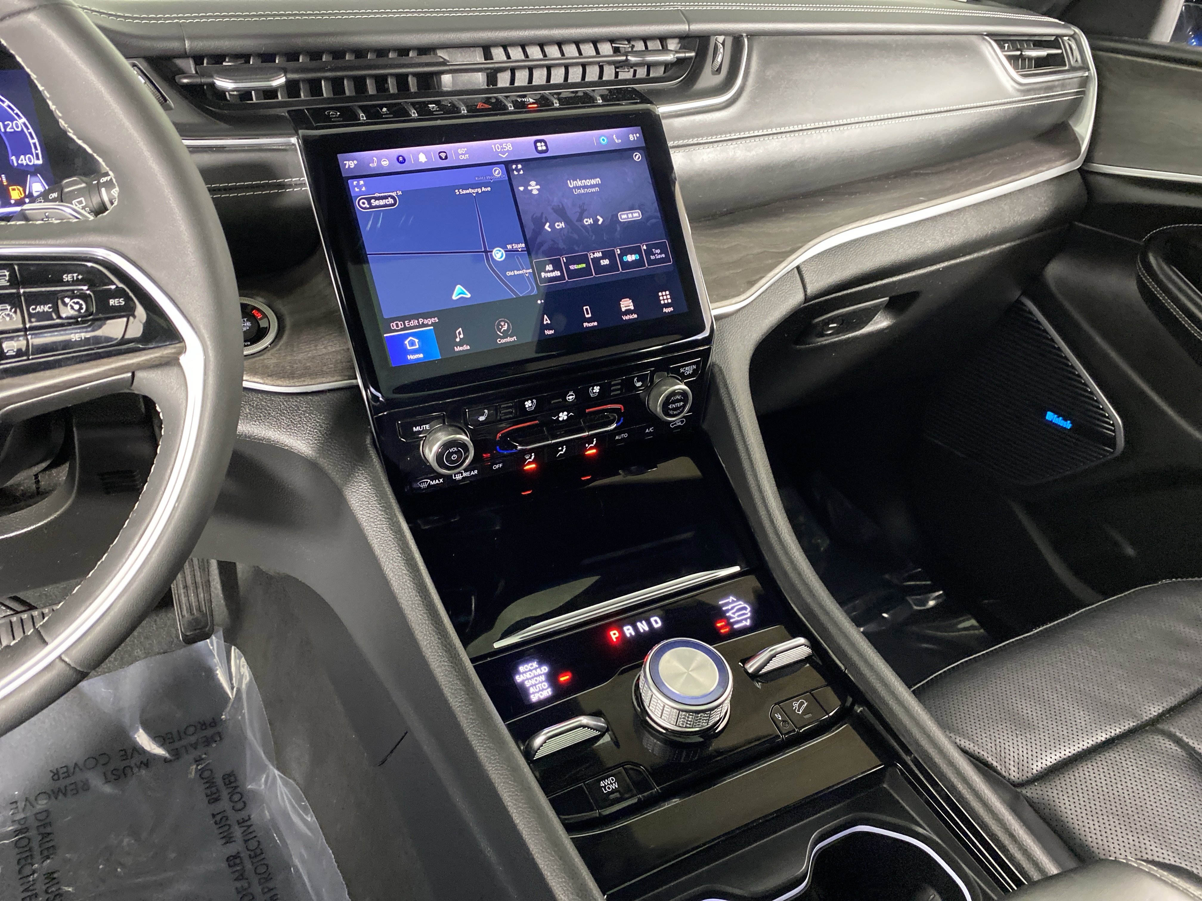 Used 2023 Jeep Grand Cherokee L Overland image 29