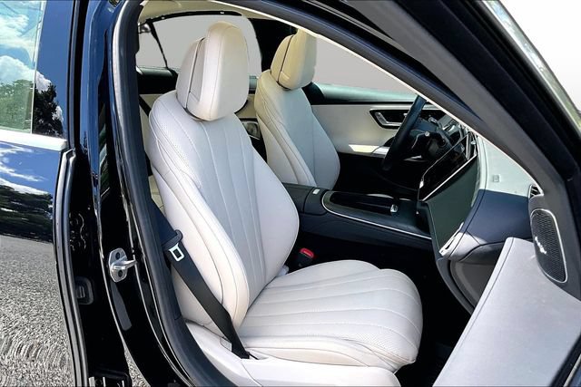 Used 2026 Mercedes-Benz E 350 4MATIC Sedan image 15