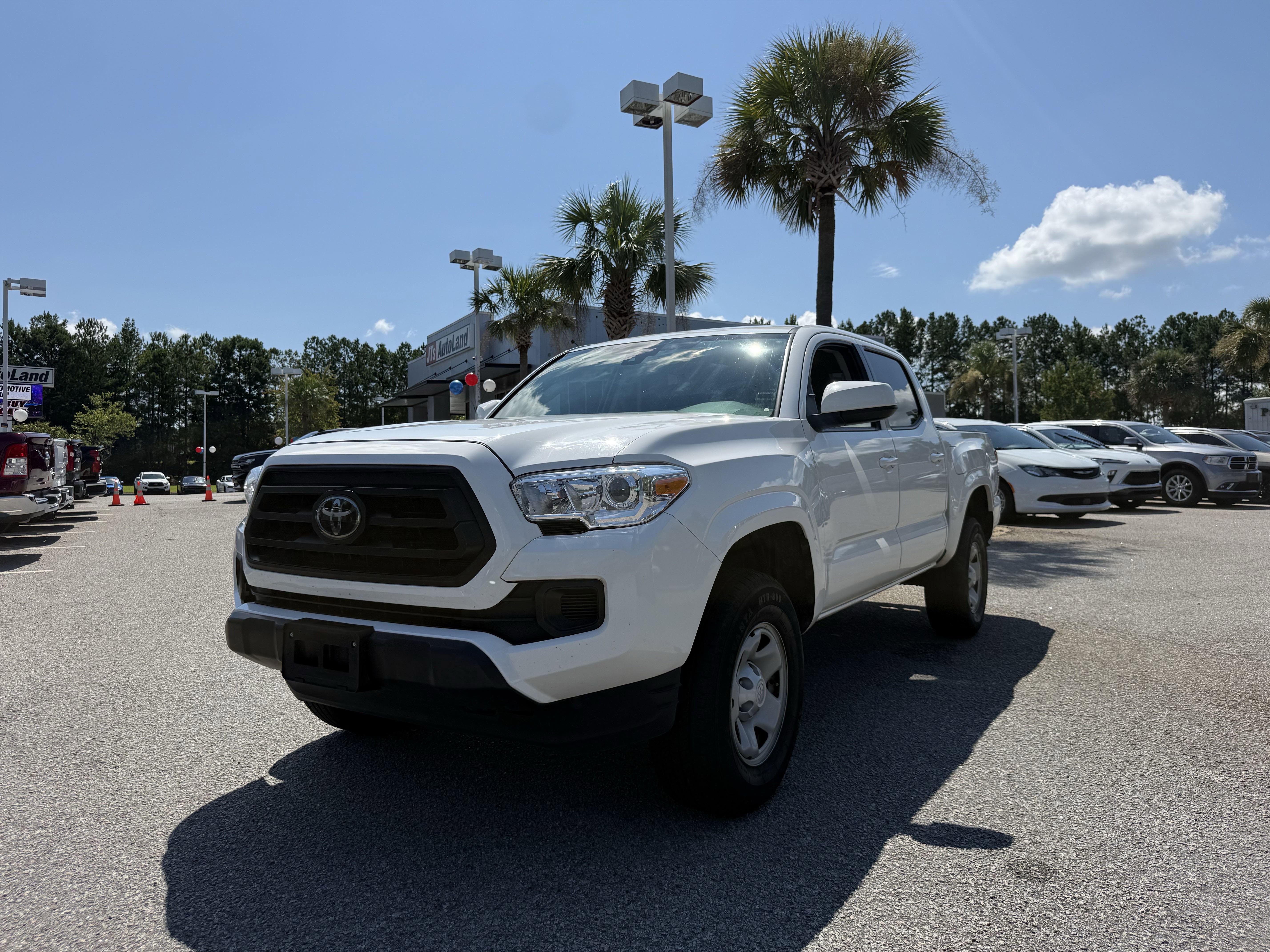 Used 2023 Toyota Tacoma SR image 1