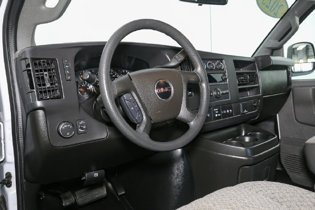 Used 2025 GMC Savana 3500 Extended w/ Driver Convenience Package RWD image 18