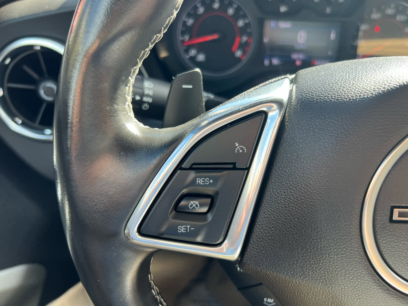 Used 2023 Chevrolet Camaro LT w/ Design Package 2 image 15