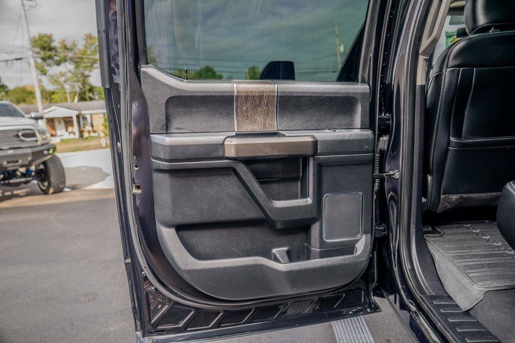Used 2020 Ford F250 Lariat AWD/4WD image 17