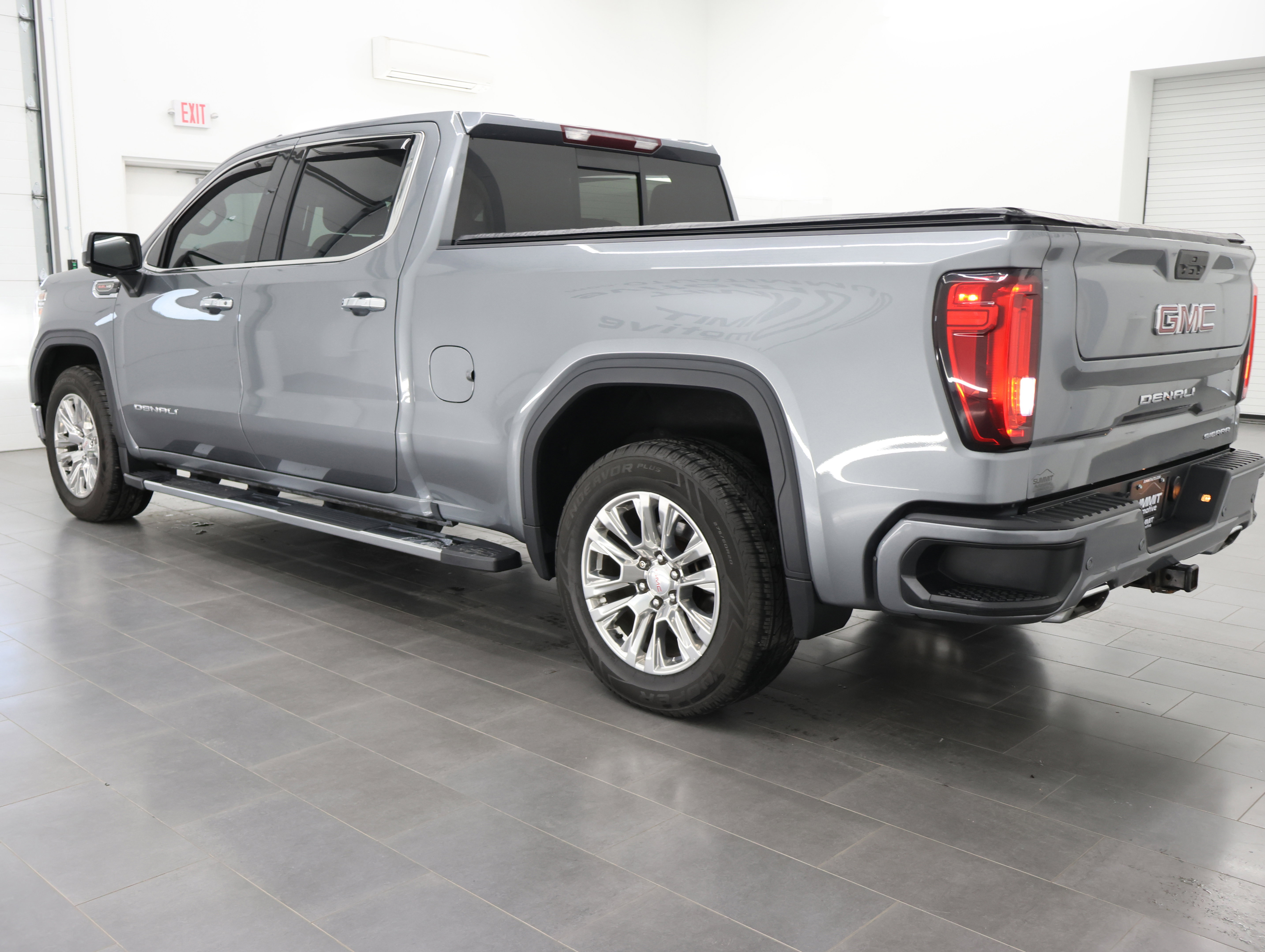 Used 2021 GMC Sierra 1500 Denali w/ Driver Alert Package II AWD/4WD image 6
