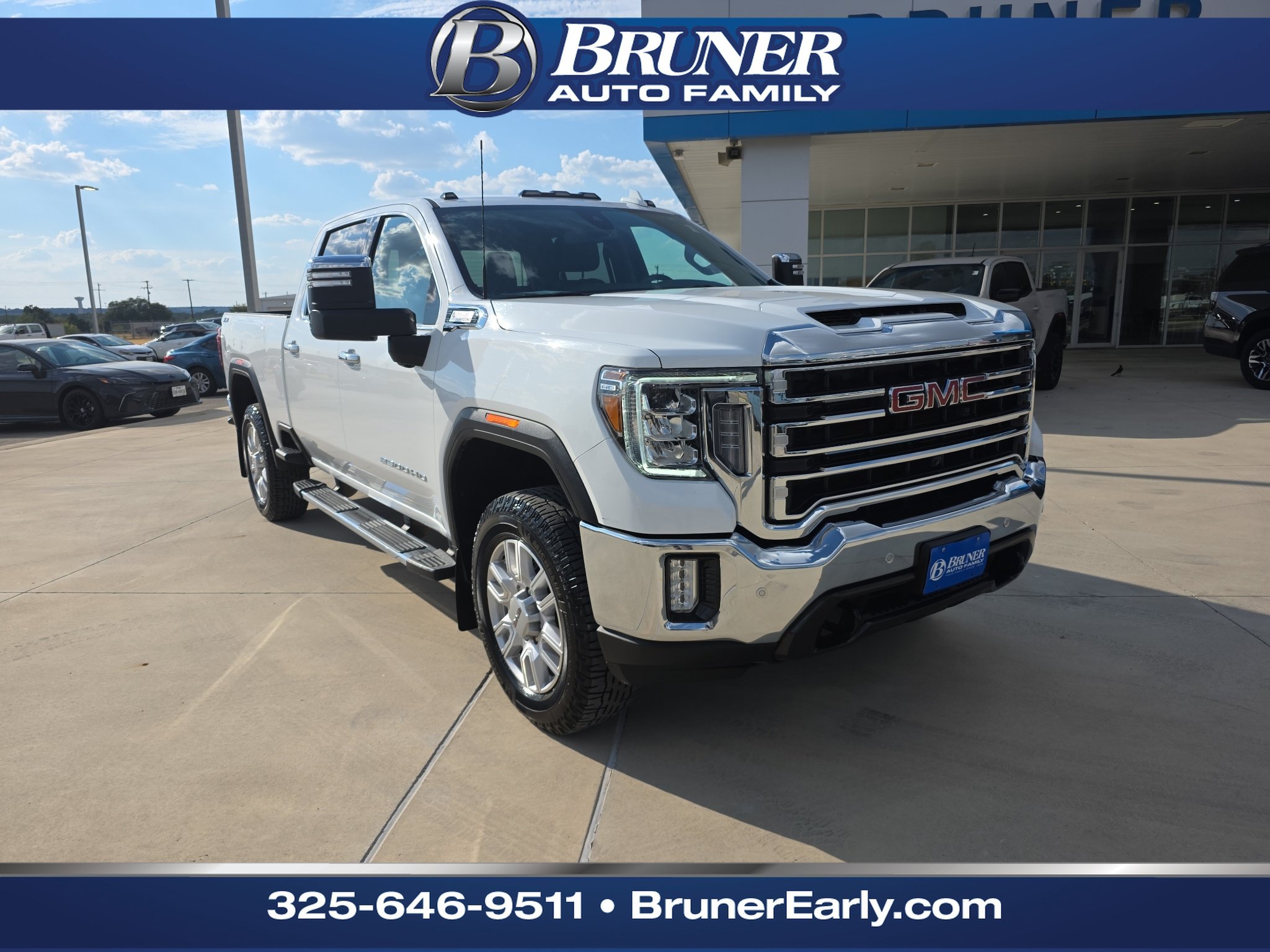 Used 2021 GMC Sierra 2500 SLT w/ Texas SLT Premium Package AWD/4WD image 1