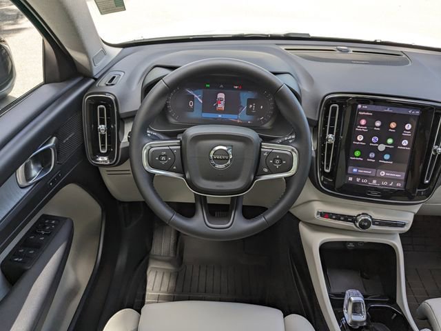 New 2026 Volvo XC40 B5 Ultra w/ Climate Package image 17
