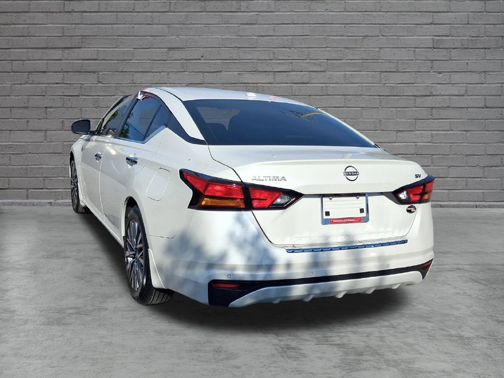 Certified 2023 Nissan Altima 2.5 SV FWD image 9