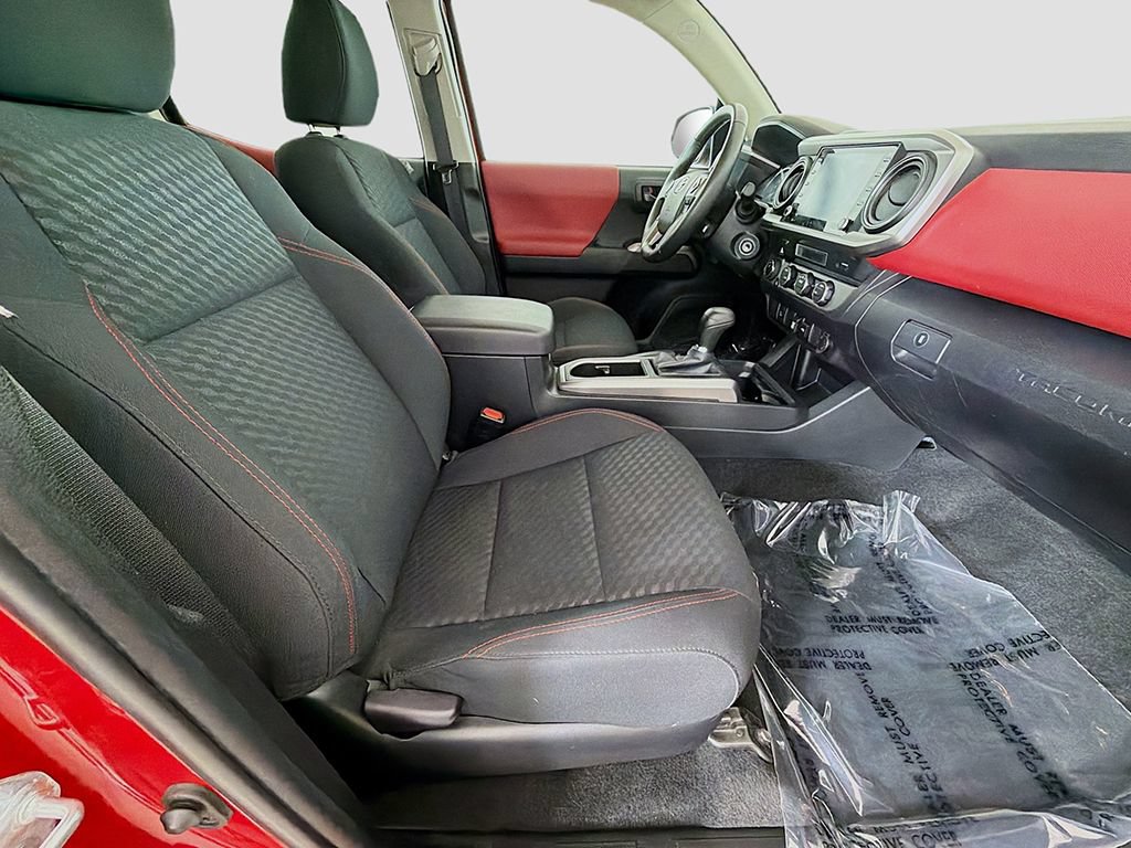 Used 2022 Toyota Tacoma SR5 AWD/4WD image 20