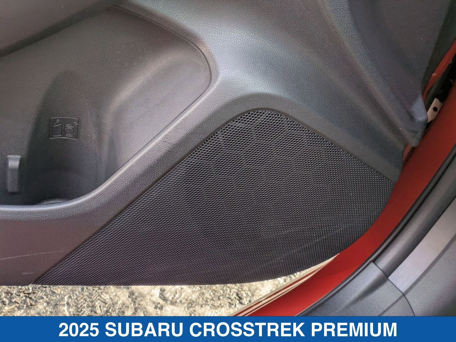 Certified 2025 Subaru Crosstrek 2.0i Premium image 14