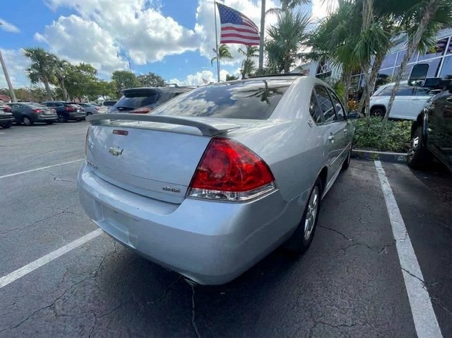 Used 2013 Chevrolet Impala LTZ image 2