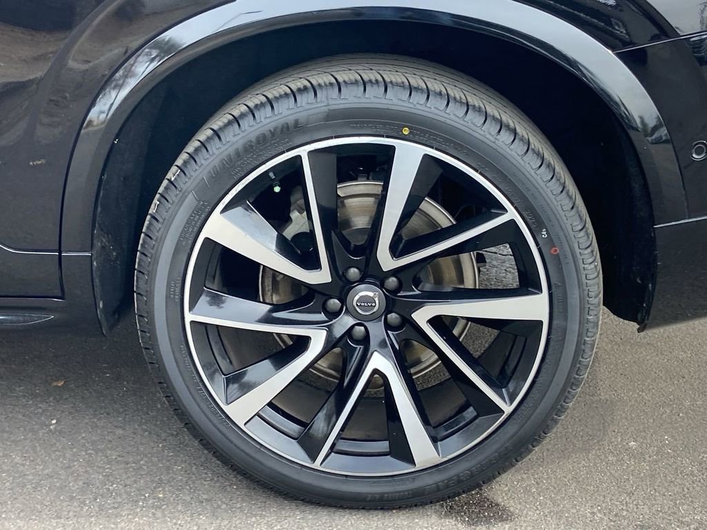 Used 2019 Volvo XC90 T6 Momentum w/ Protection Package Premier AWD/4WD image 30