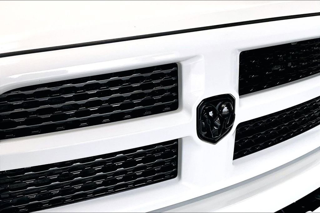 Used 2017 RAM 2500 Laramie w/ Sport Appearance Group image 29