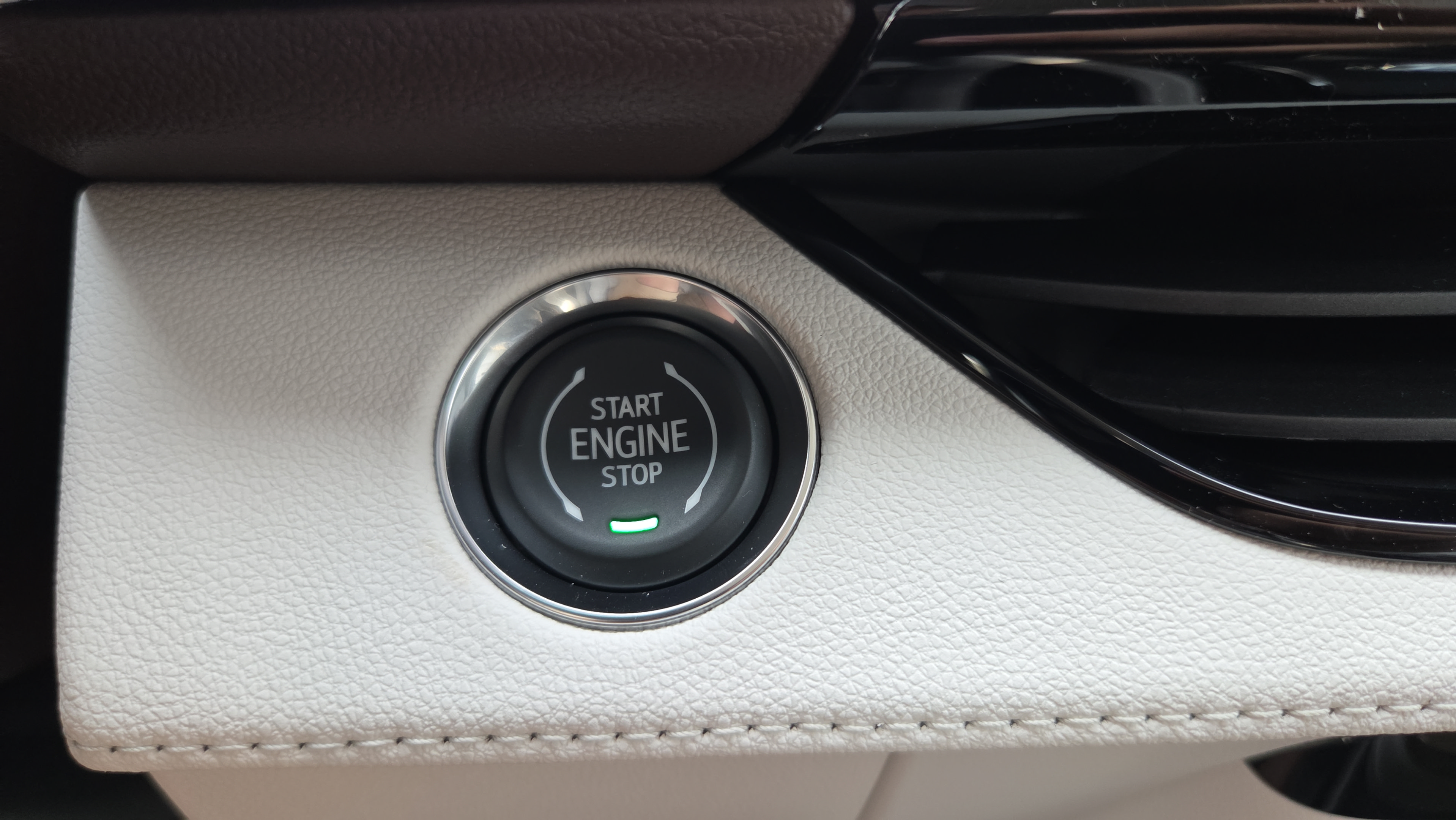 New 2026 Buick Enclave Avenir w/ Super Cruise Package FWD image 21