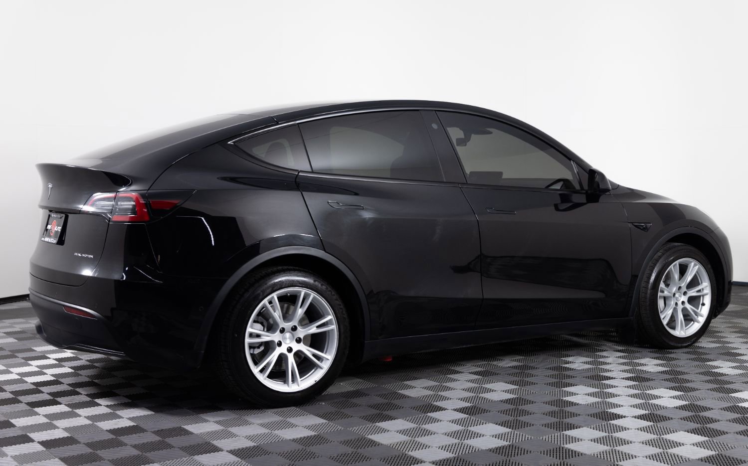 Used 2021 Tesla Model Y Long Range AWD/4WD image 8