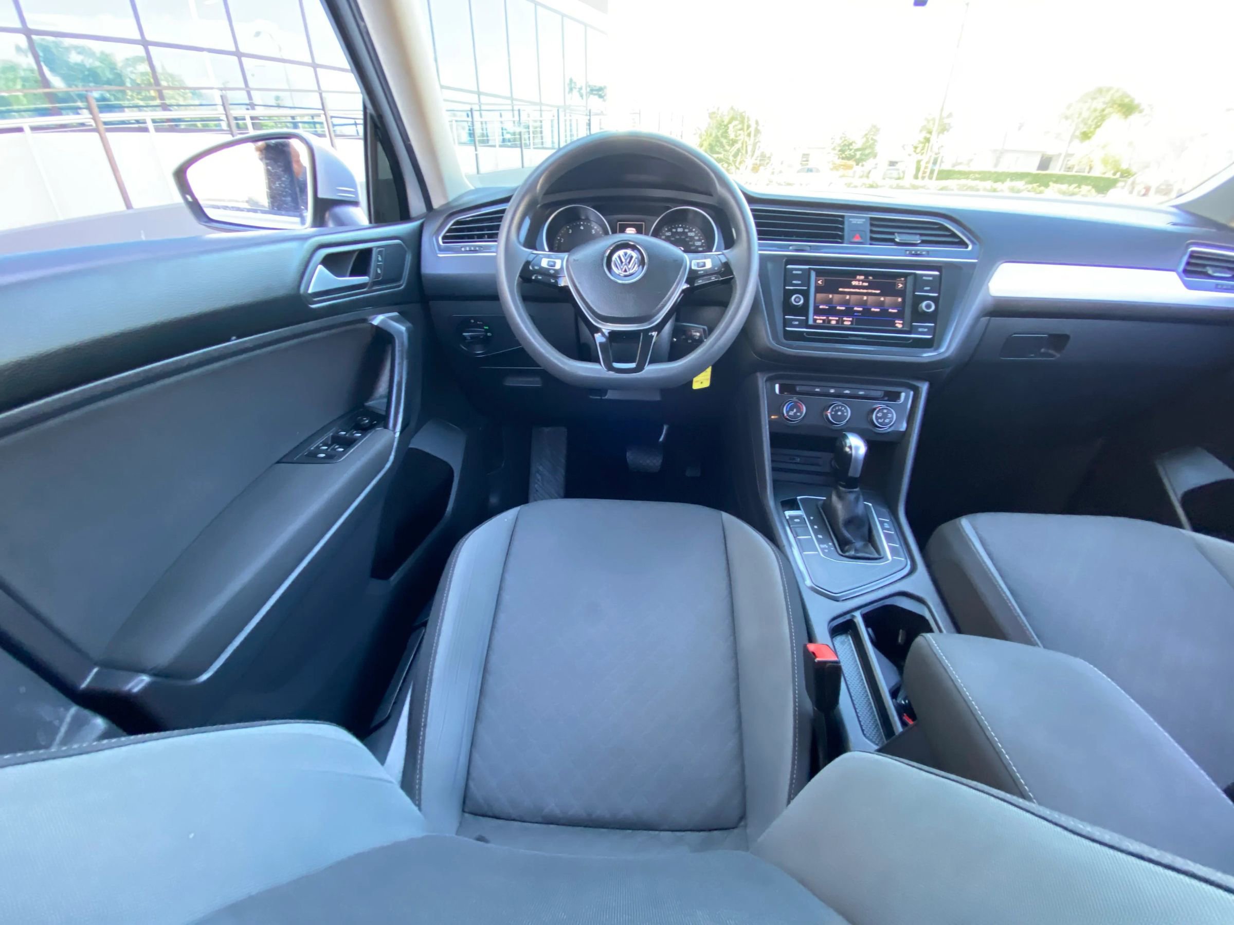 Used 2019 Volkswagen Tiguan S image 24