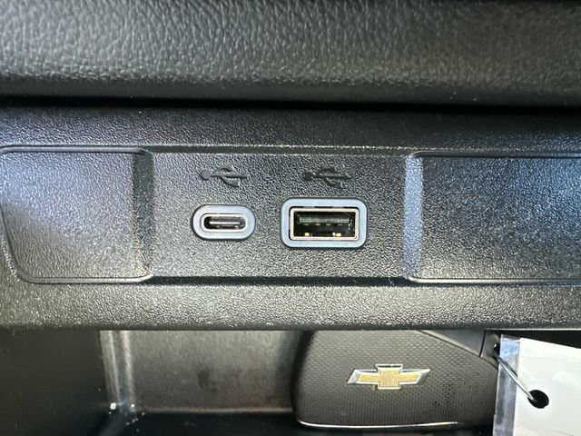 Used 2024 Chevrolet Colorado Trail Boss w/ Technology Package image 36
