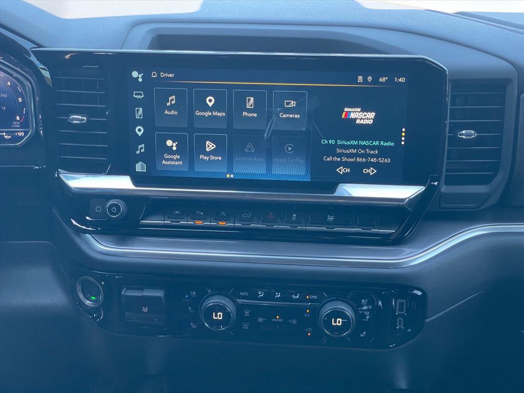 Used 2024 Chevrolet Silverado 1500 High Country w/ Technology Package image 15