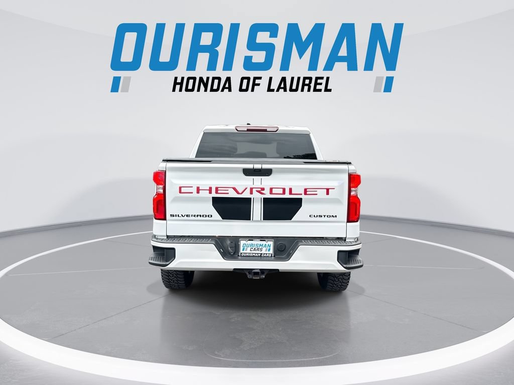 Used 2020 Chevrolet Silverado 1500 Custom w/ Custom Value Package AWD/4WD image 7
