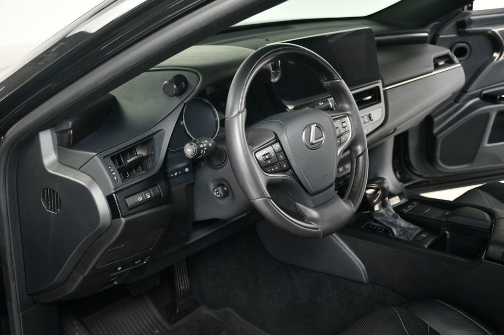 Used 2022 Lexus ES 350 Ultra Luxury image 28