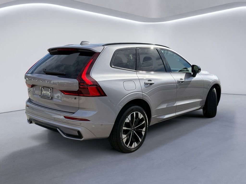 New 2026 Volvo XC60 B5 Plus w/ Protection Package Premier image 4