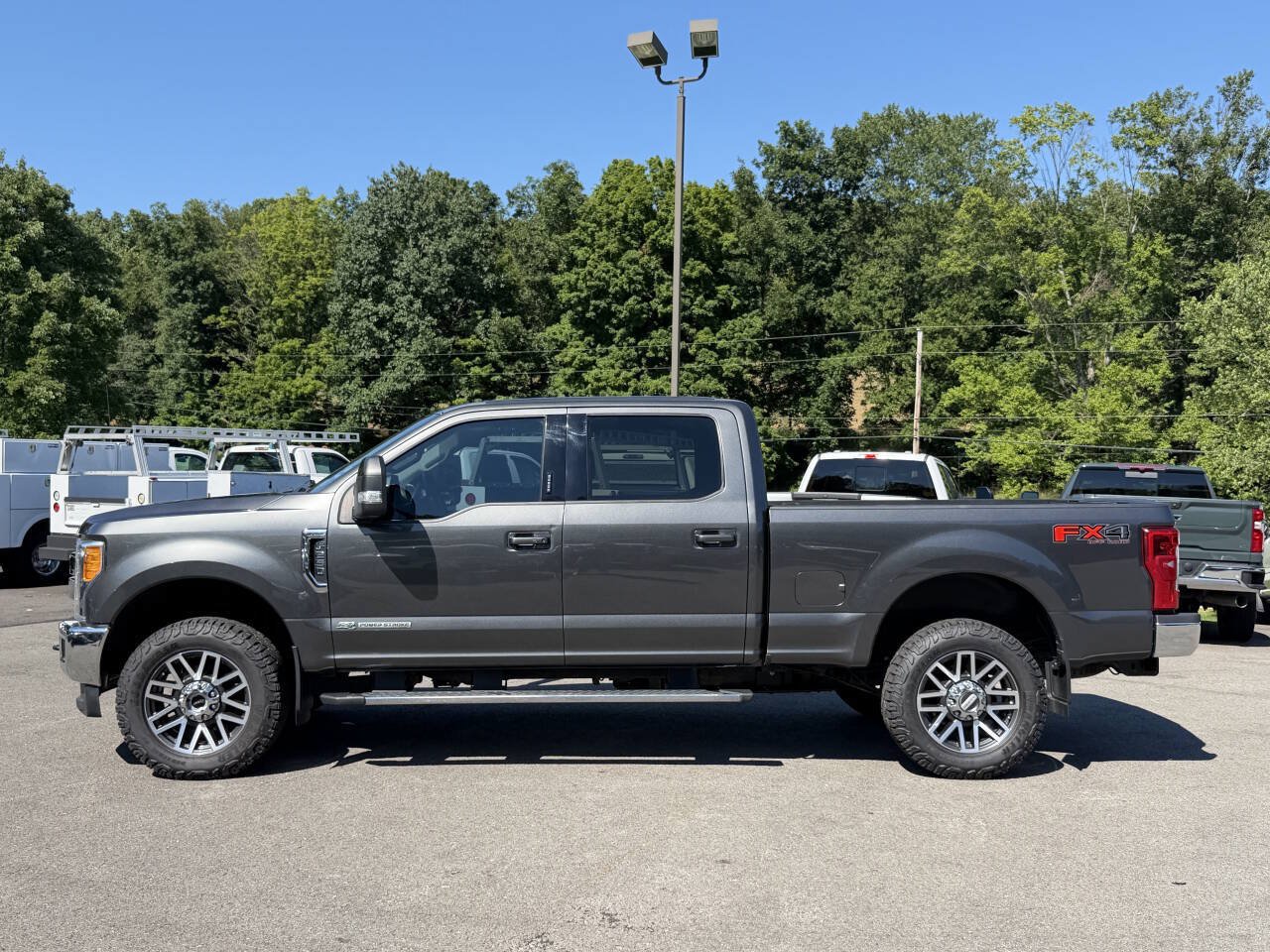 Used 2017 Ford F250 Lariat w/ Lariat Ultimate Package AWD/4WD image 2