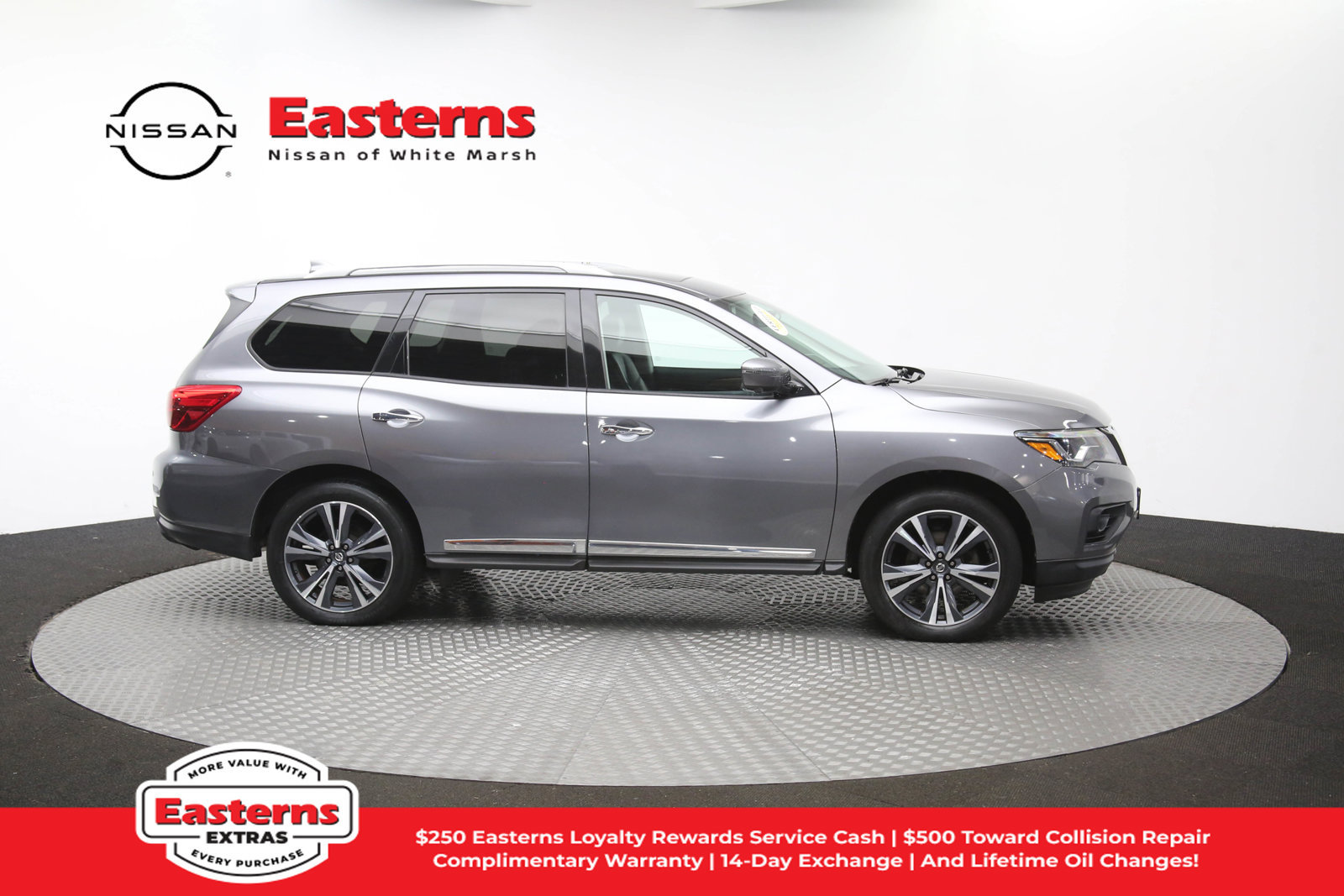 Used 2020 Nissan Pathfinder Platinum AWD/4WD image 49