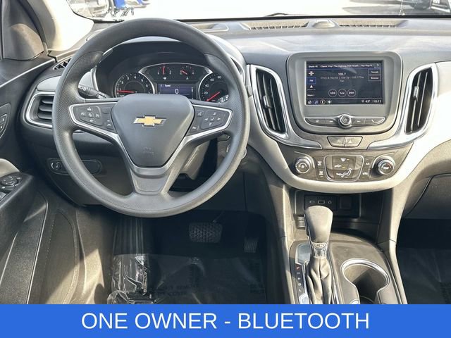 Used 2023 Chevrolet Equinox LS w/ LS Convenience Package image 2