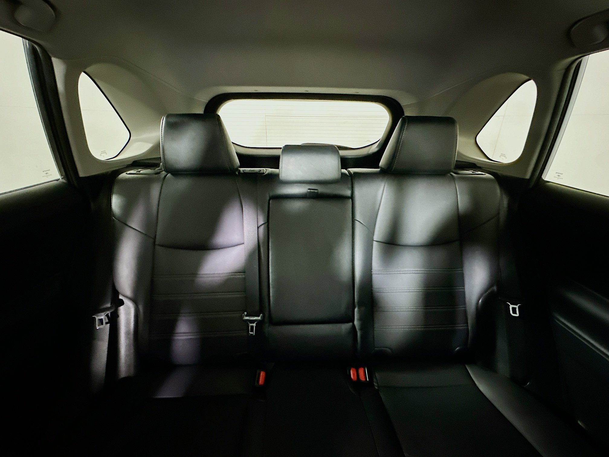 Used 2024 Toyota RAV4 XLE Premium image 30