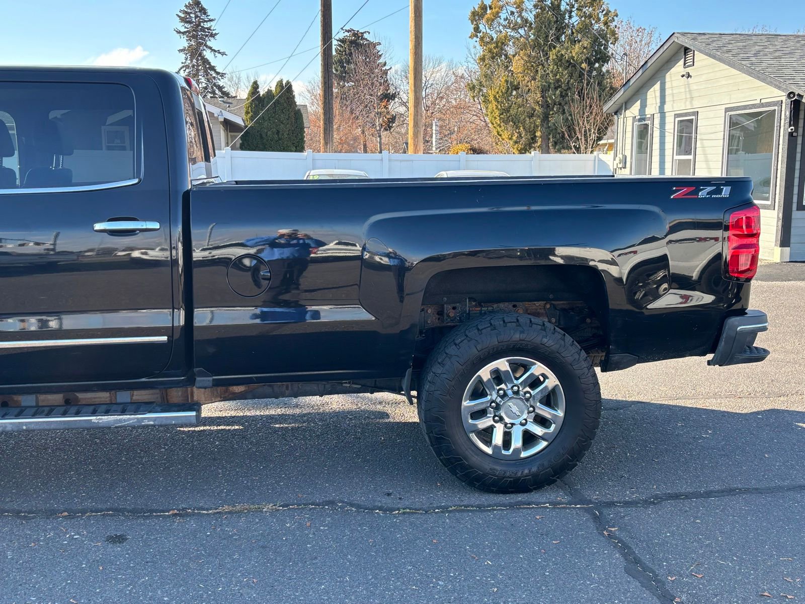 Used 2019 Chevrolet Silverado 3500 LTZ w/ Duramax Plus Package image 7