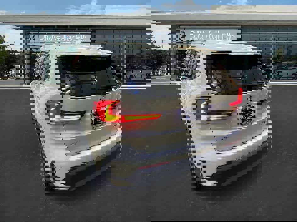 Used 2023 BMW X1 xDrive28i image 5