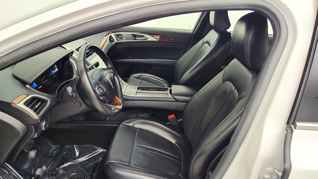 Used 2020 Lincoln MKZ Reserve FWD image 21