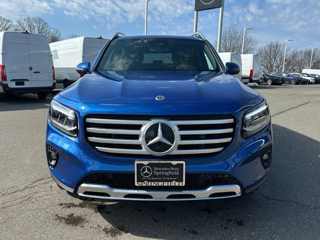 Used 2024 Mercedes-Benz GLB 250 4MATIC image 2
