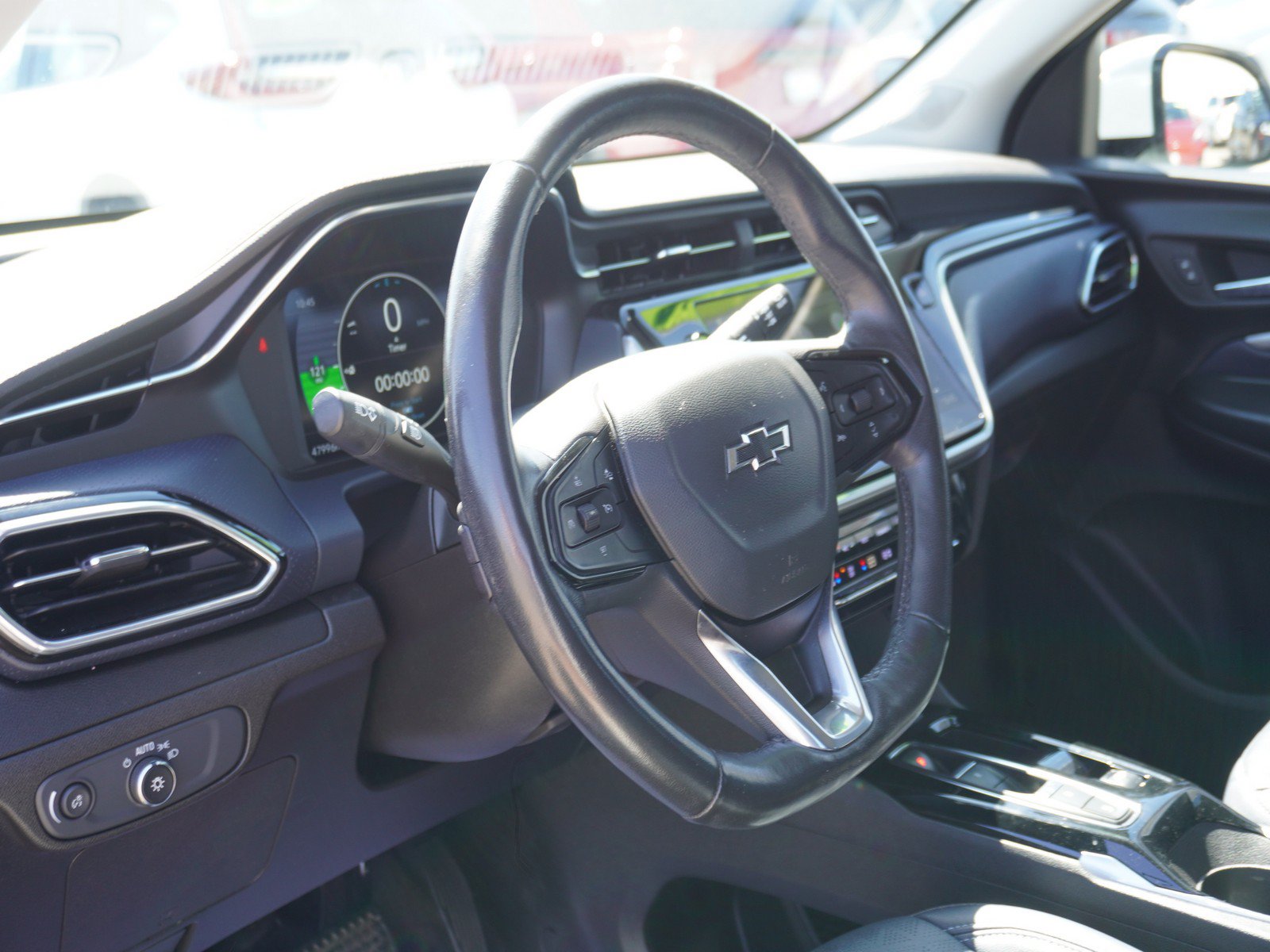 Used 2022 Chevrolet Bolt EUV Premier FWD image 19