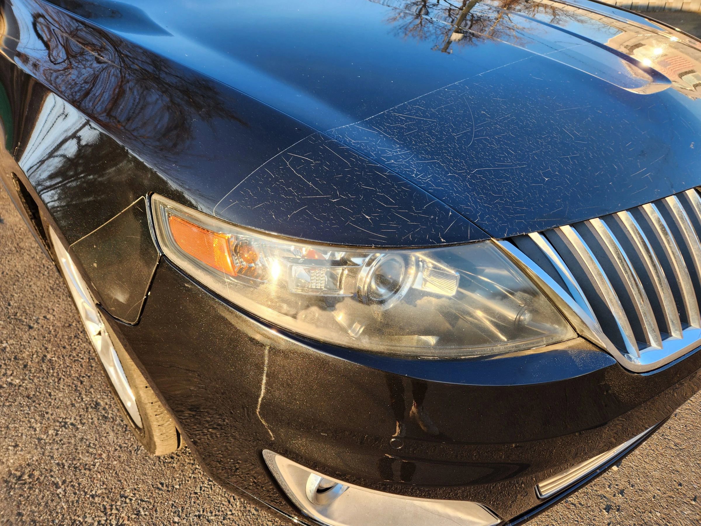 Used 2012 Lincoln MKS AWD image 4