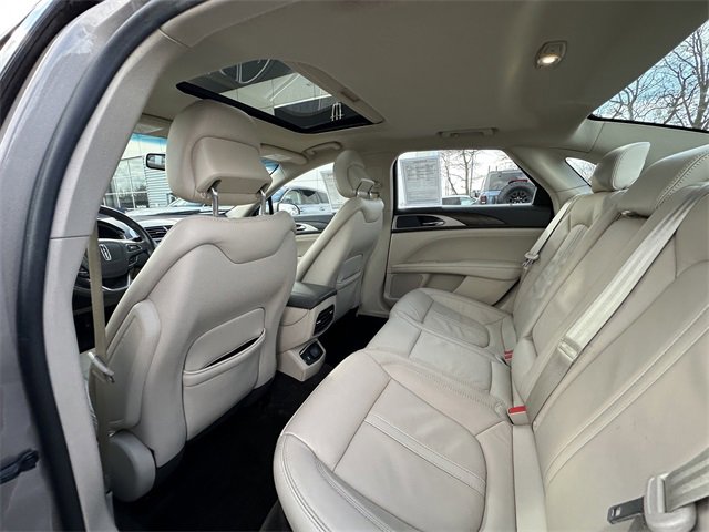 Used 2018 Lincoln MKZ Select w/ Select Plus Package image 18