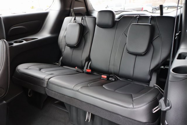 New 2026 Chrysler Pacifica Select w/ S Appearance Package FWD image 49