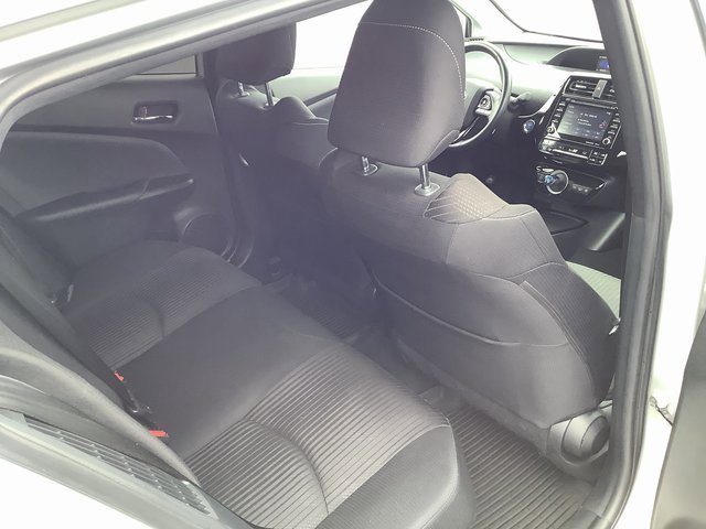 Used 2021 Toyota Prius Prime LE image 31