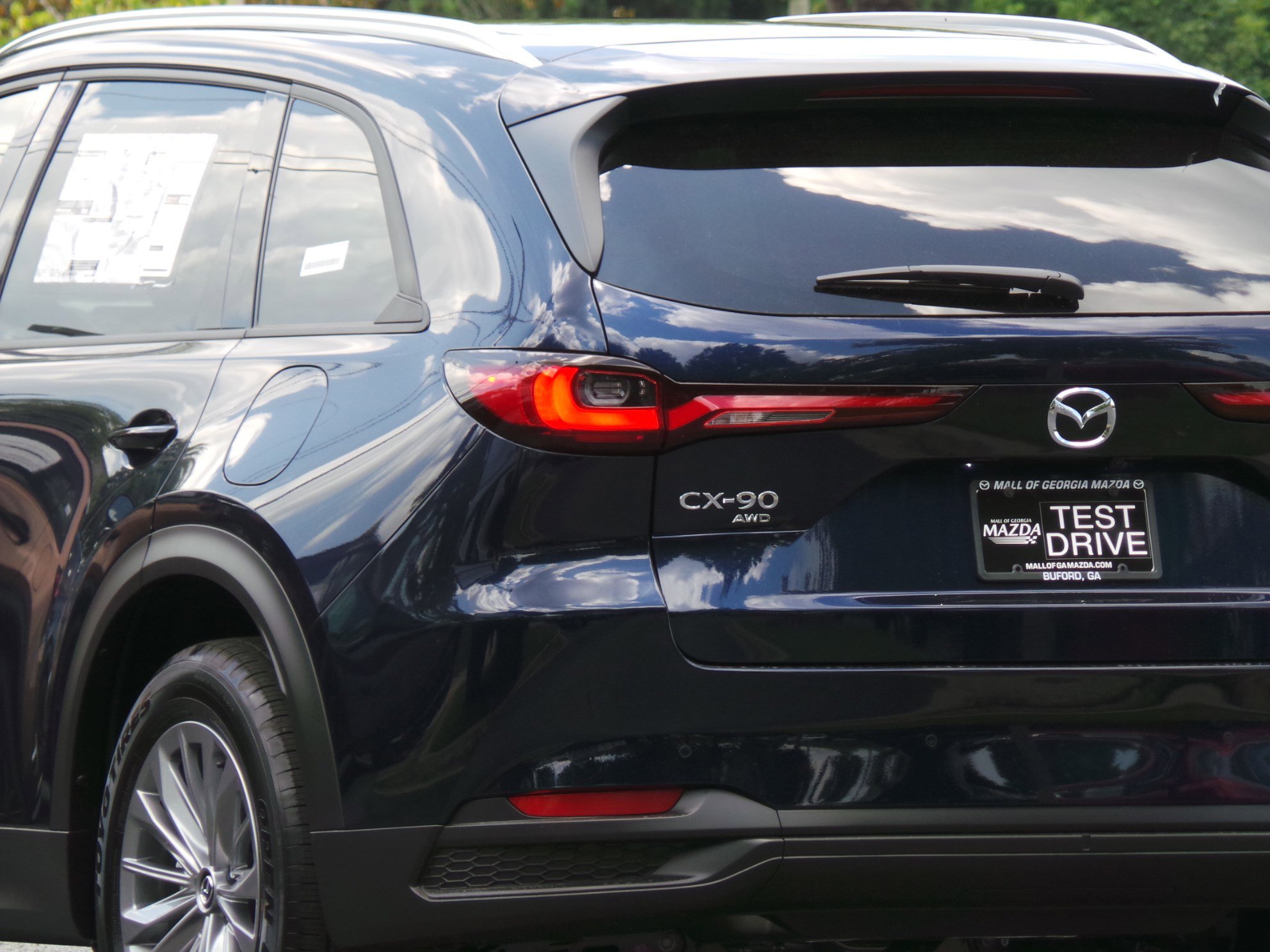New 2025 MAZDA CX-90 Plug-In Hybrid w/ Preferred image 27