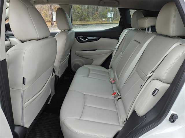 Used 2022 Nissan Rogue Sport SL image 9