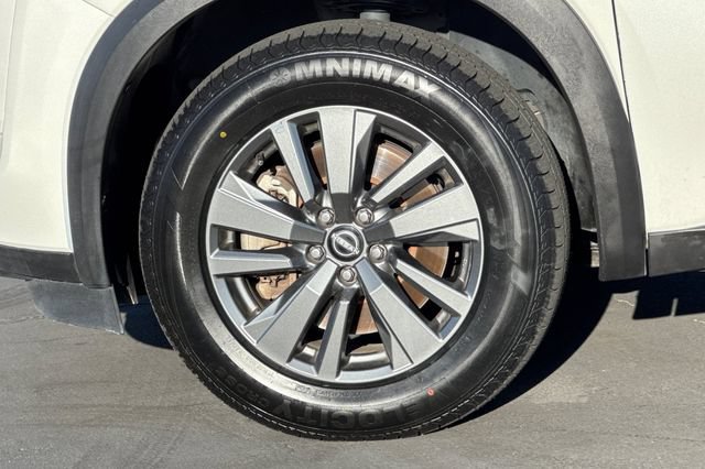 Used 2024 Nissan Pathfinder SV AWD/4WD image 30