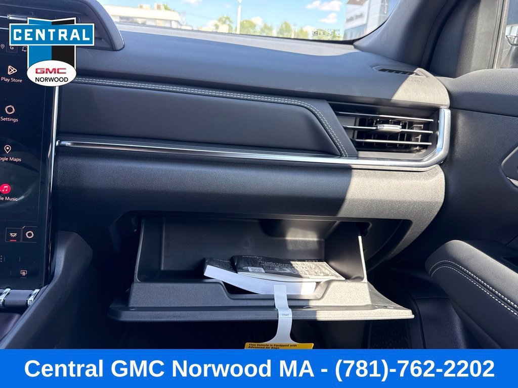 New 2027 GMC Terrain Elevation w/ Technology Package II AWD/4WD image 21