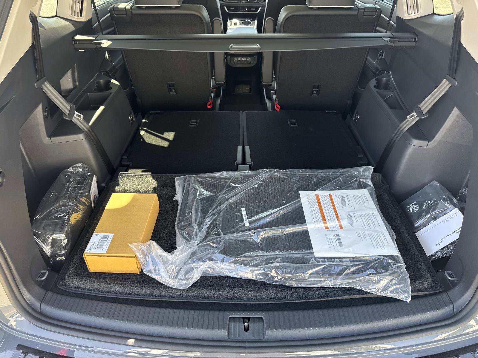 New 2026 Volkswagen Atlas SEL Premium R-Line image 27