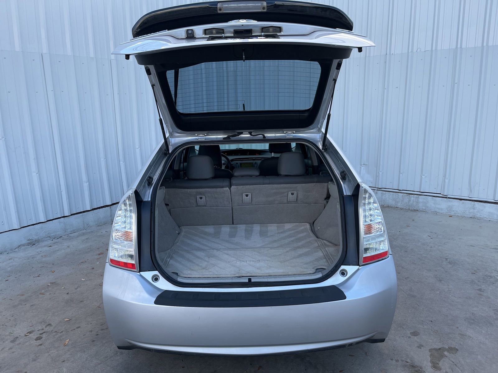 Used 2010 Toyota Prius Five FWD image 8