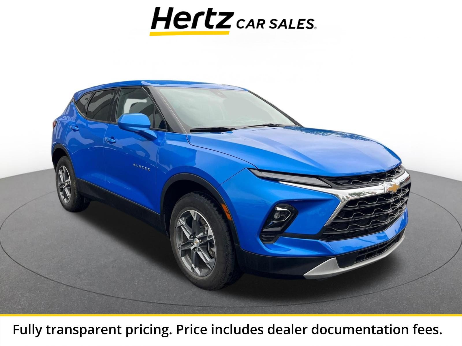 Used 2025 Chevrolet Blazer LT FWD image 1