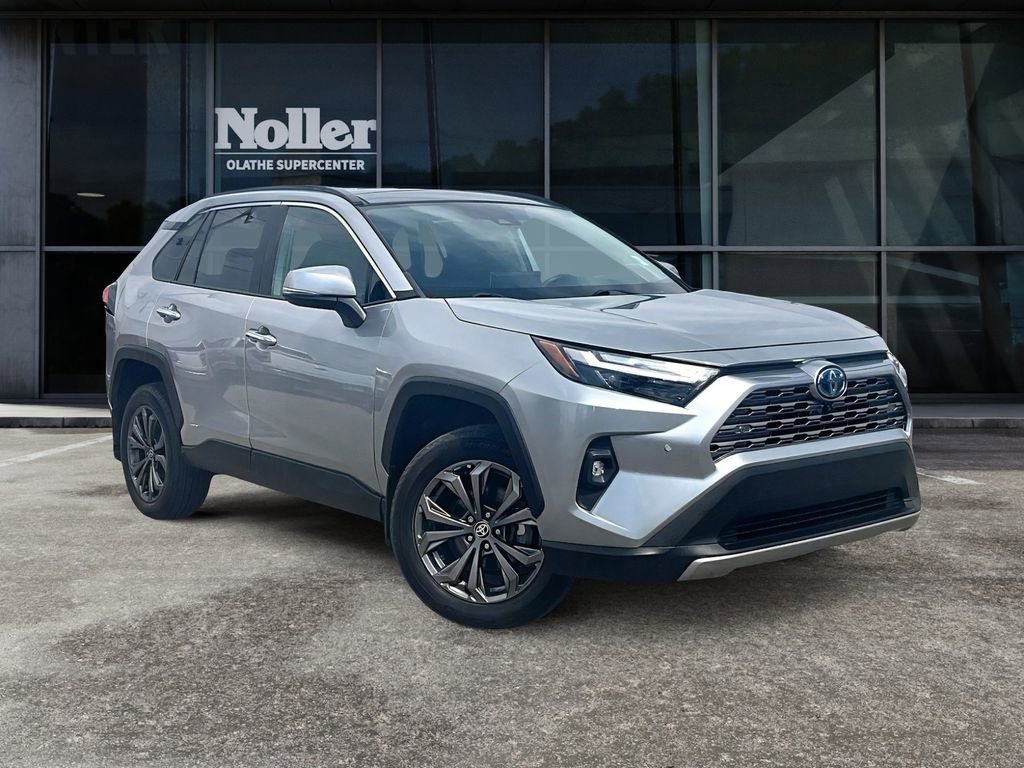 Used 2022 Toyota RAV4 Limited AWD/4WD image 12