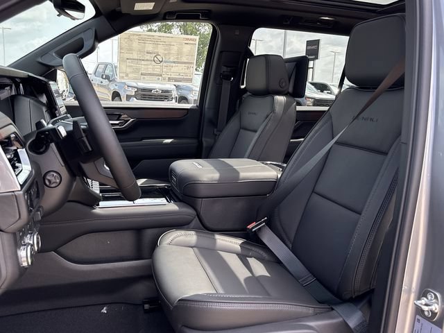 New 2026 GMC Yukon XL Denali w/ Denali Reserve Package AWD/4WD image 25