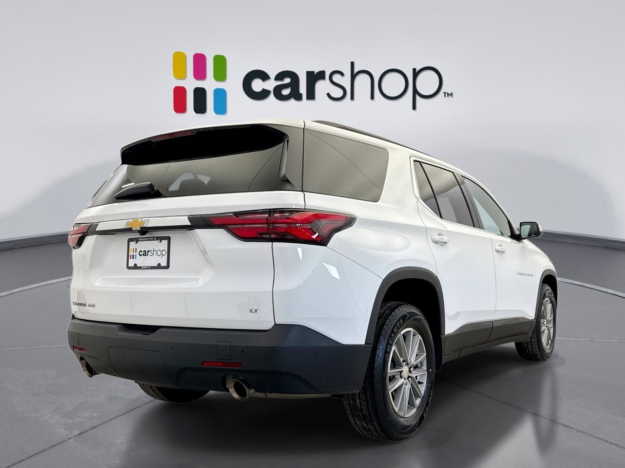 Used 2023 Chevrolet Traverse LT image 5