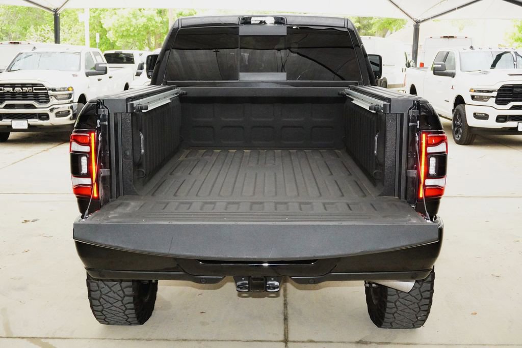 Used 2024 RAM 2500 Limited AWD/4WD image 37